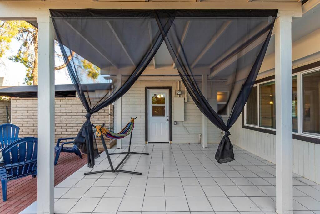 New Midtown Modern Studio With Backyard Phoenix Ngoại thất bức ảnh