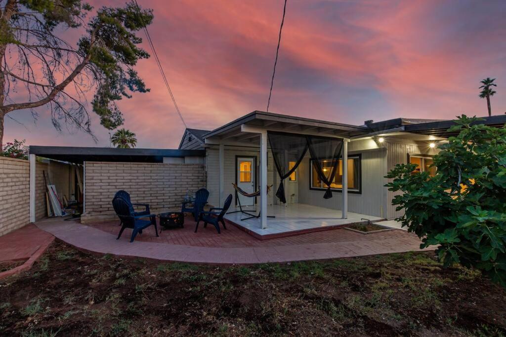New Midtown Modern Studio With Backyard Phoenix Ngoại thất bức ảnh