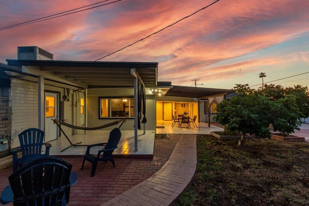 New Midtown Modern Studio With Backyard Phoenix Ngoại thất bức ảnh
